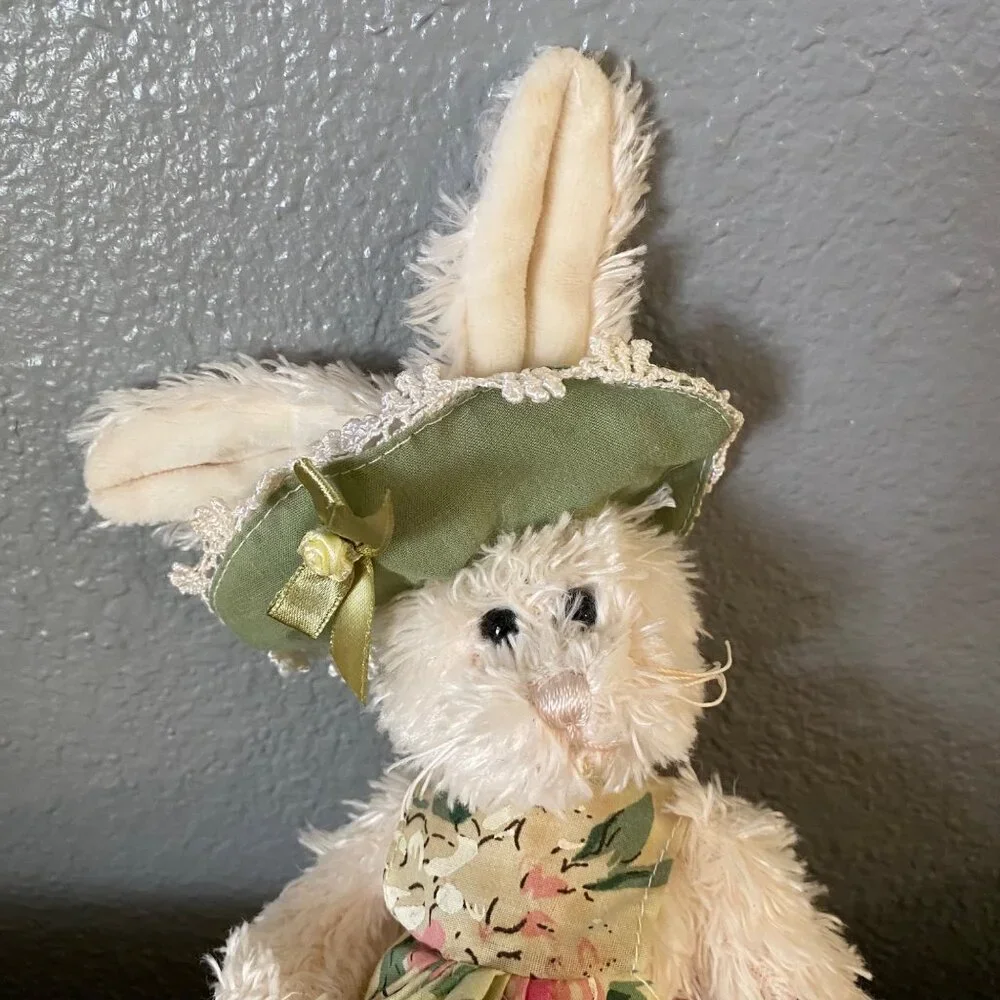 Vintage Ganz Plush Bunny Clarice With‎ Floral Dress & Hat